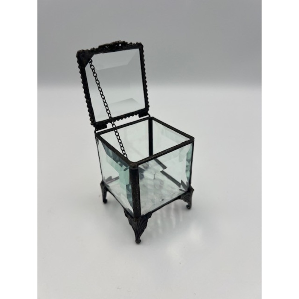Vintage Beveled Glass Trinket Box Ornate Metal Filigree Feet Jewelry Casket 3in